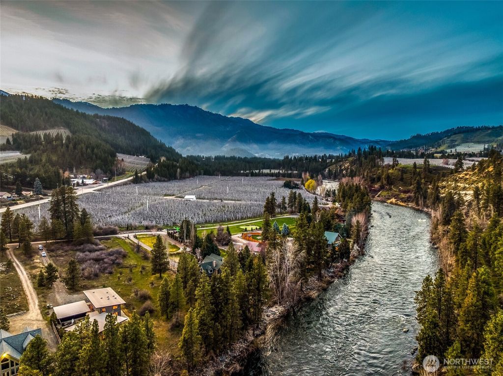 Photo of 9275 Lone Pine Orchards Road, Leavenworth, WA 98826 (MLS # 2493719)