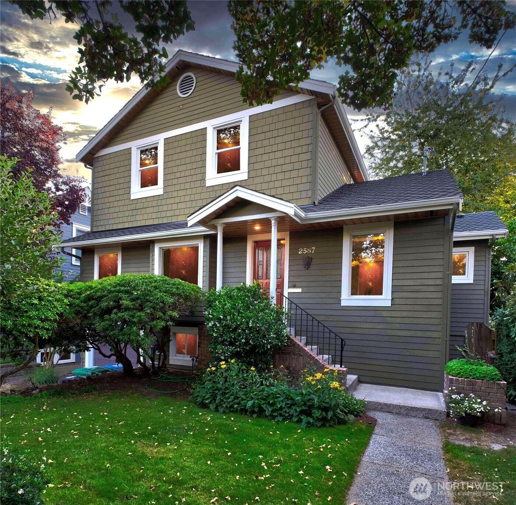 Photo of 2587 8th Avenue W, Seattle, WA 98119 (MLS # 2414664)