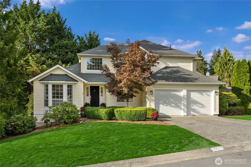 Photo of 24422 SE 46th Court, Sammamish, WA 98029 (MLS # 2576814)