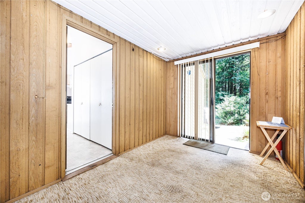 Photo of 9 Sudden Valley Drive, Bellingham, WA 98229 (MLS # 2540683)