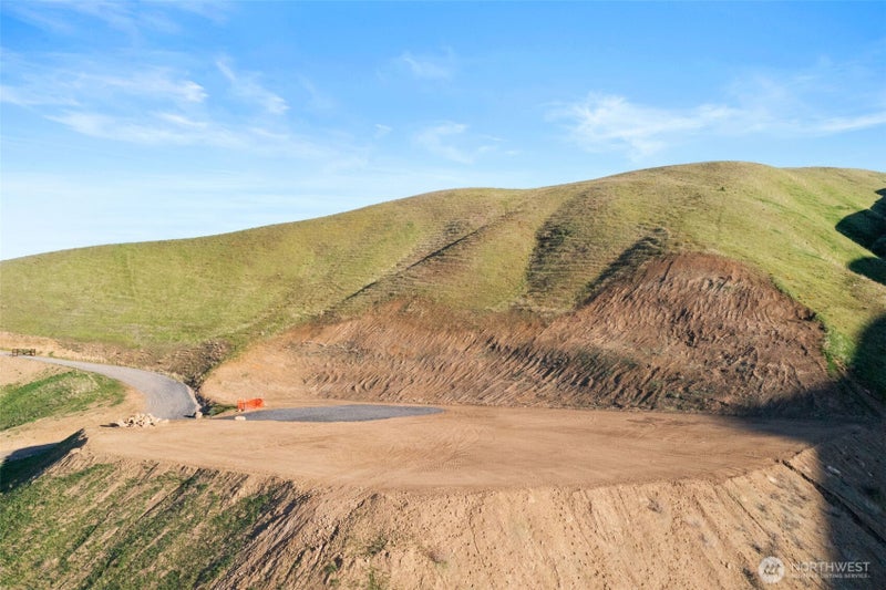 360 Diede Hills Lane
