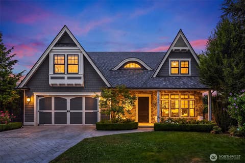 Photo of 2564 27th Avenue W, Seattle, WA 98199 (MLS # 2567008)