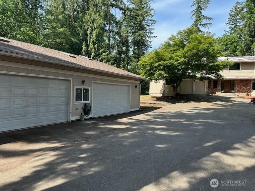 Photo of 22434 SE Auburn-Black Diamond Road, Black Diamond, WA 98010 (MLS # 2373405)