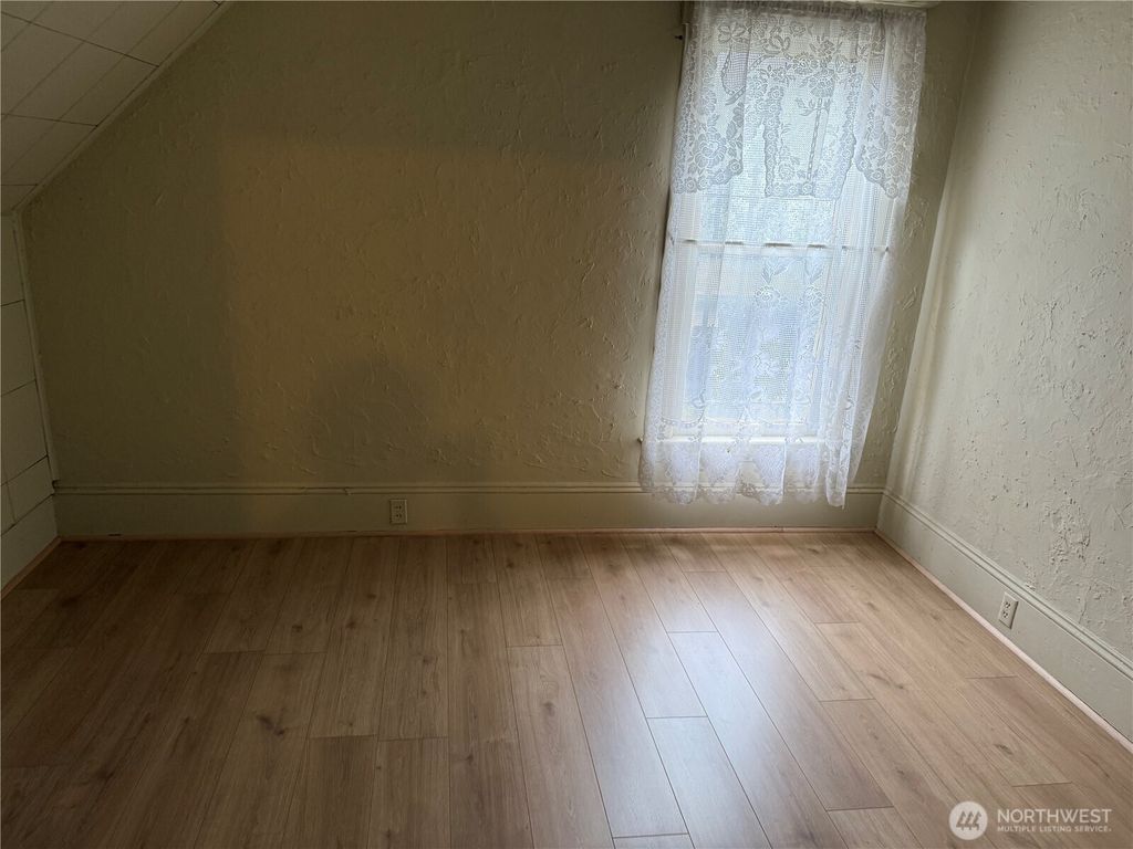 Photo of 1008 E Denny Way, Seattle, WA 98122 (MLS # 2443419)