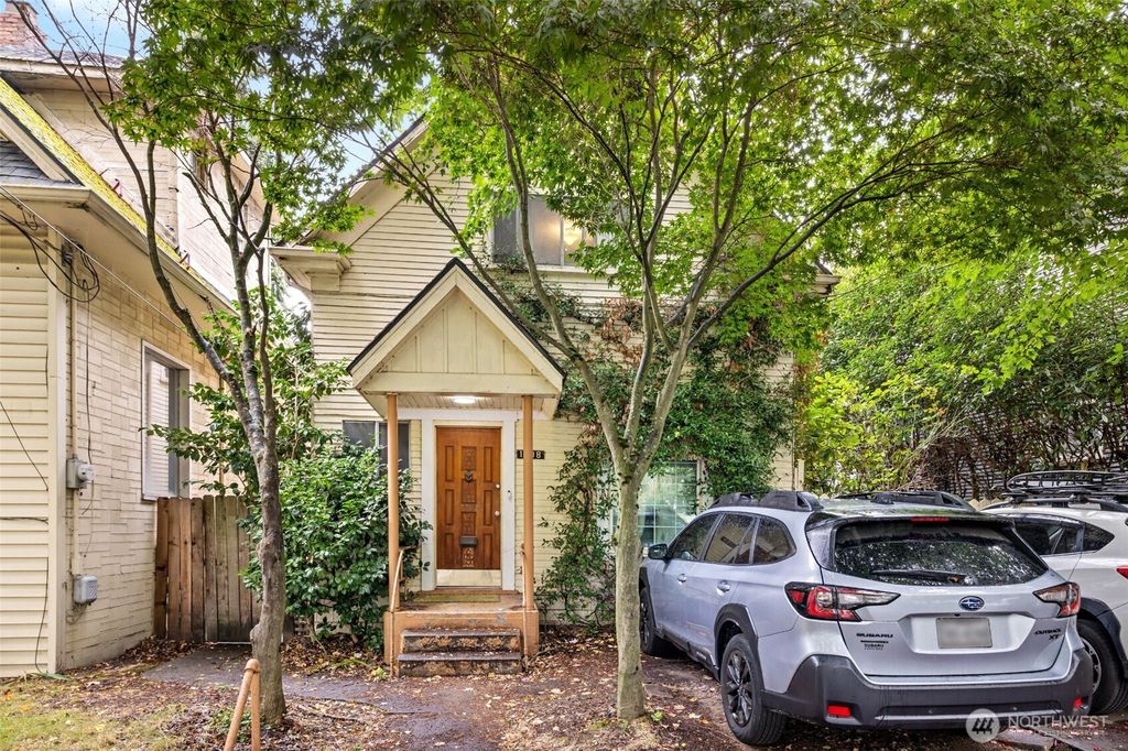 Photo of 1008 E Denny Way, Seattle, WA 98122 (MLS # 2443419)