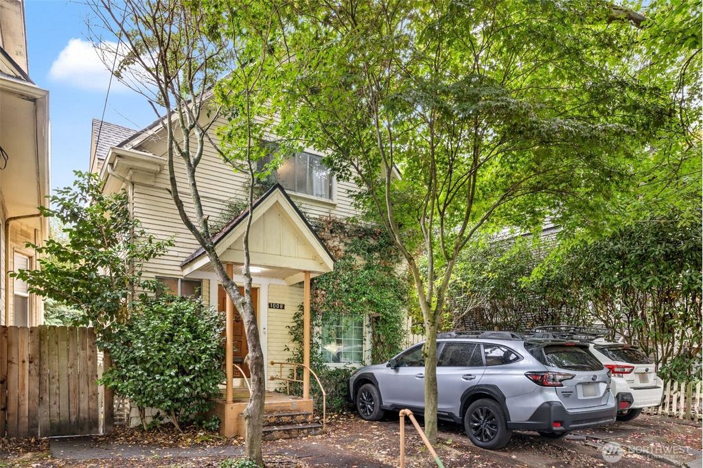 Photo of 1008 E Denny Way, Seattle, WA 98122 (MLS # 2443419)