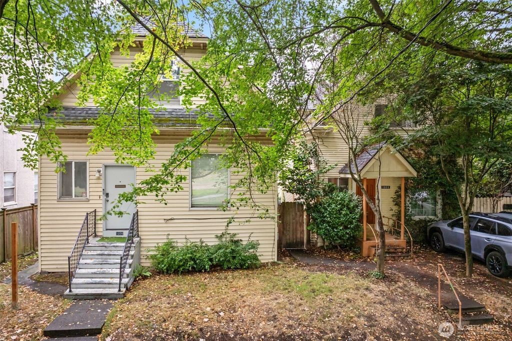 Photo of 1008 E Denny Way, Seattle, WA 98122 (MLS # 2443419)