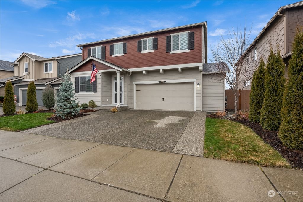 Photo of 17701 Maple Street, Granite Falls, WA 98252 (MLS # 2035076)