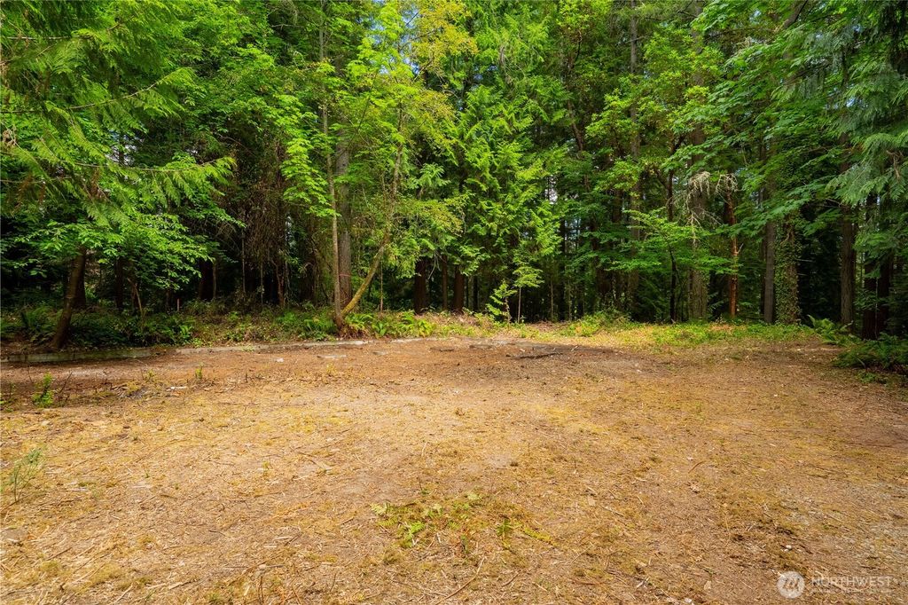 Photo of 1 XXXX 1ST Street, Bremerton, WA 98312 (MLS # 2509114)