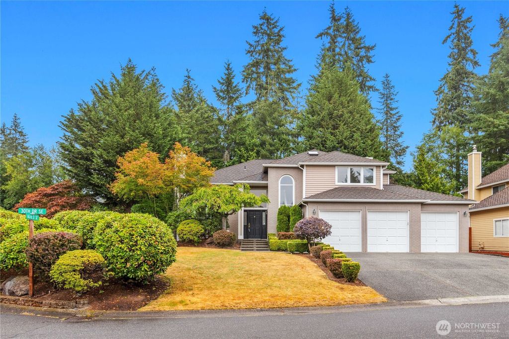 Photo of 16305 30th Drive SE, Mill Creek, WA 98012 (MLS # 2373030)