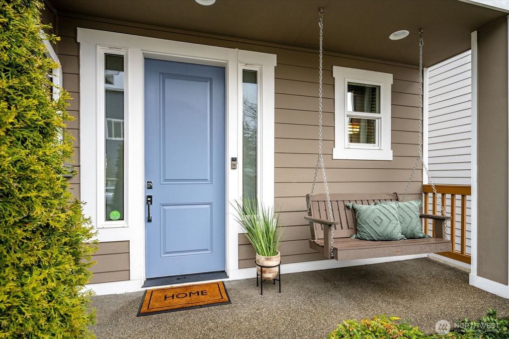 Photo of 2712 S 124th Lane, Burien, WA 98168 (MLS # 2336451)