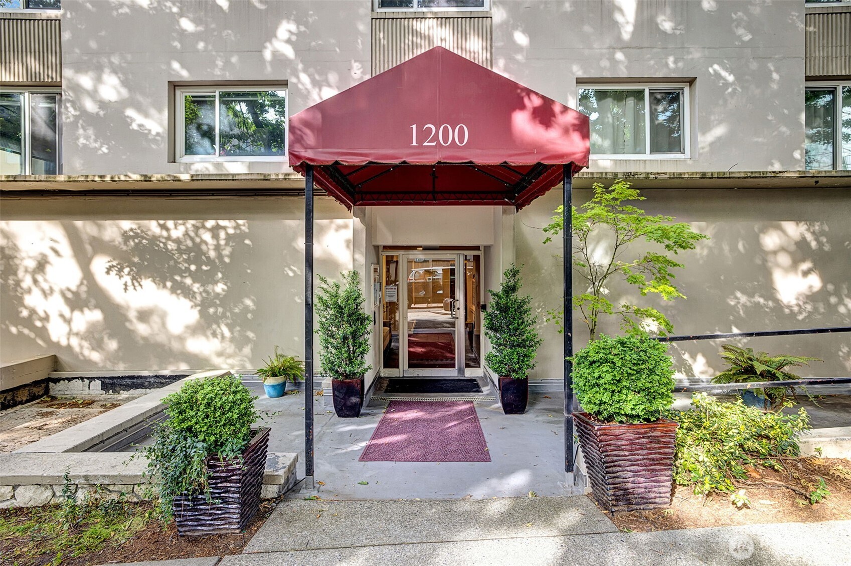 1200 Boylston Ave 901