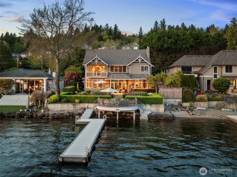 3829 E Lake Sammamish Shore Lane SE Sammamish WA 98075