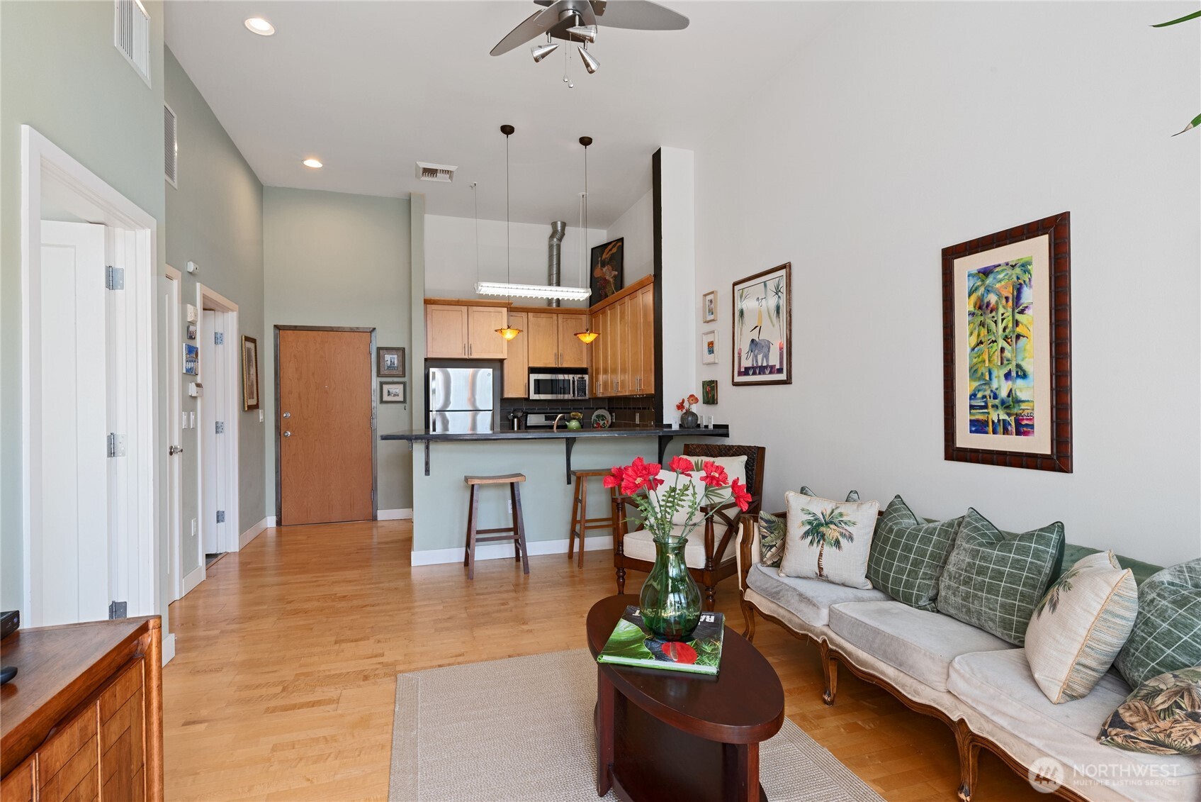 1705 Dock Street 531