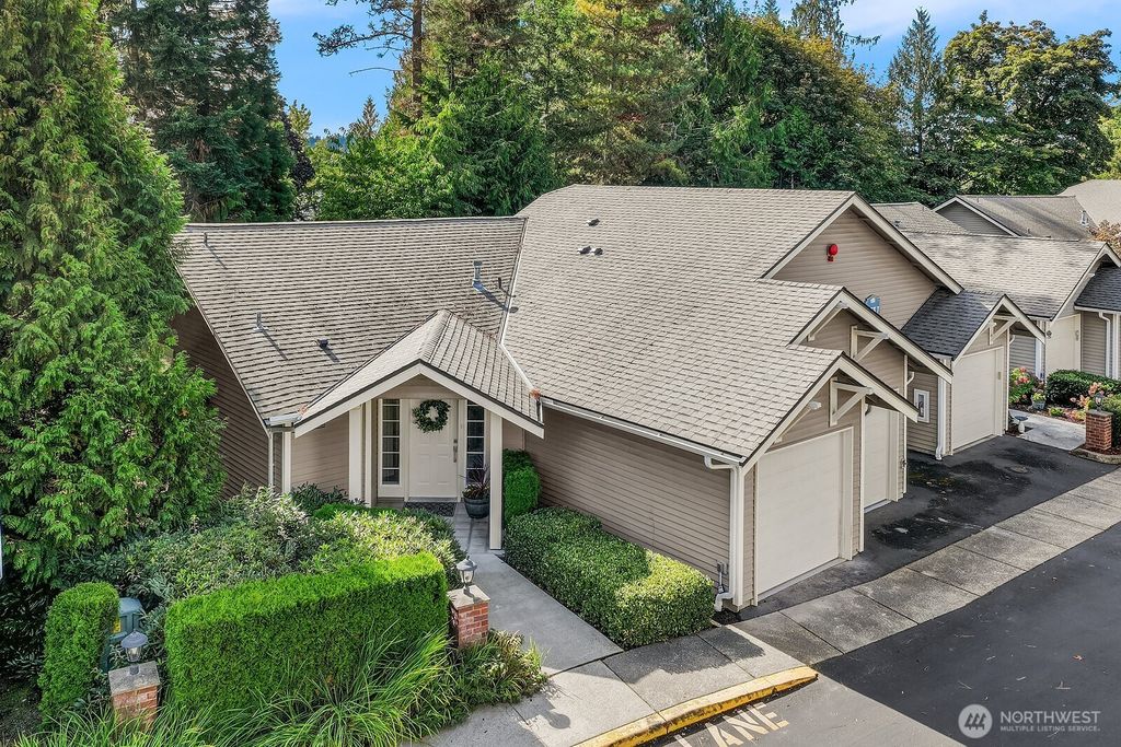 Photo of 18669 NE 55th Way, Redmond, WA 98052 (MLS # 2440804)