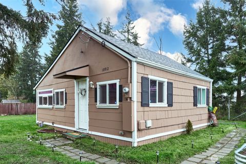 10912 11 Ave Ct S, Tacoma, WA 98444 - MLS#: 2356590