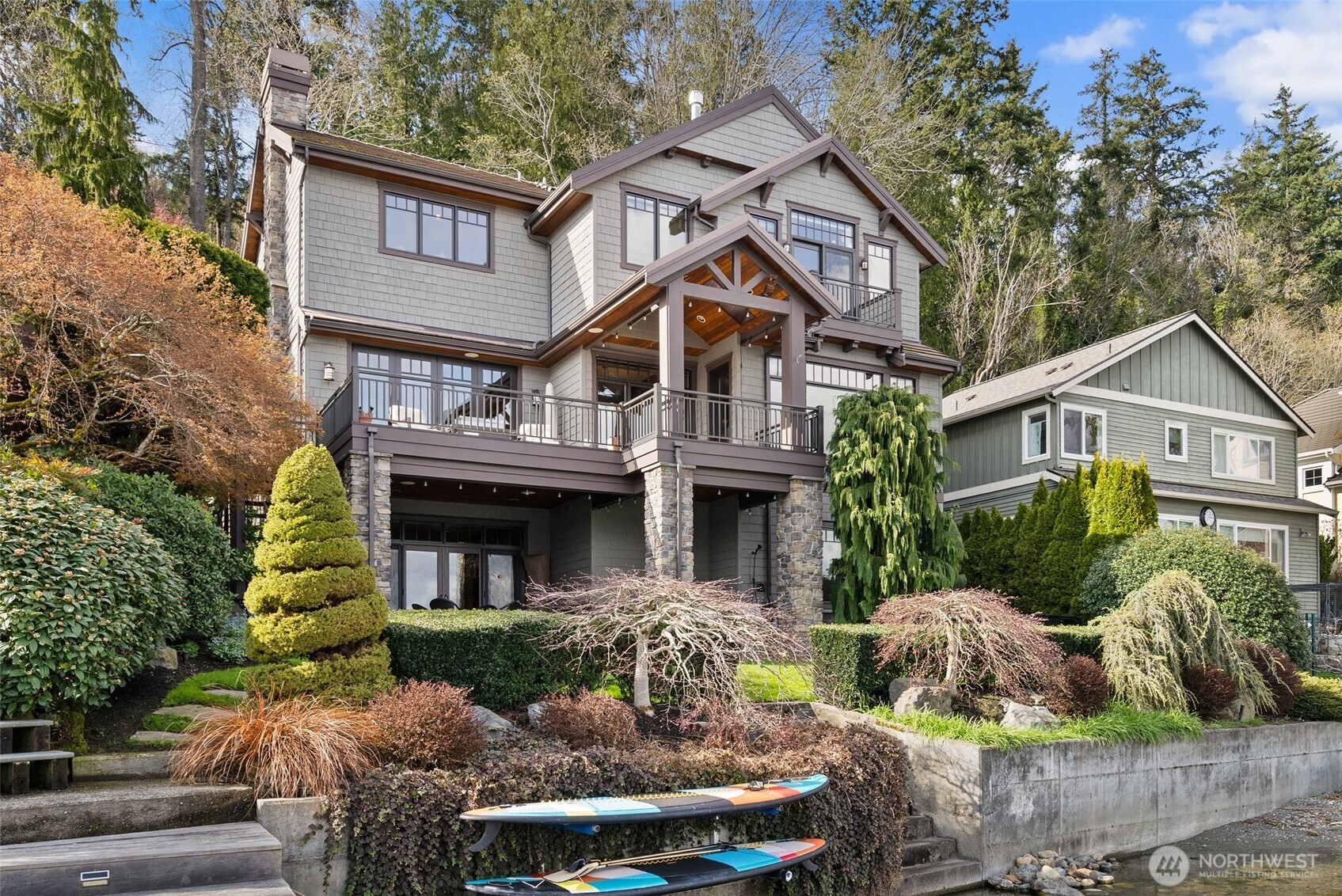 1400 W Lake Sammamish Parkway NE