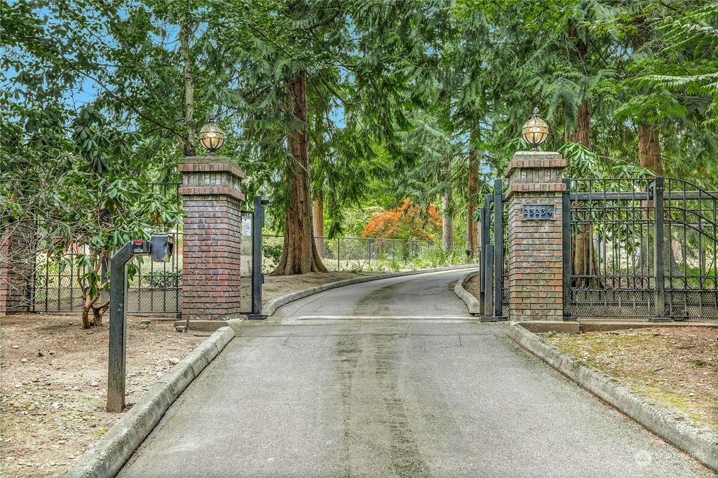 Photo of 23234 NE 54th Street, Redmond, WA 98053 (MLS # 2277198)