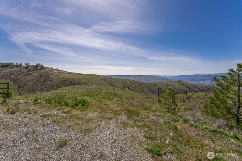 295 Hawks Ridge Road