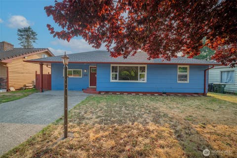Photo of 315 Latona Street, Centralia, WA 98531 (MLS # 2566378)
