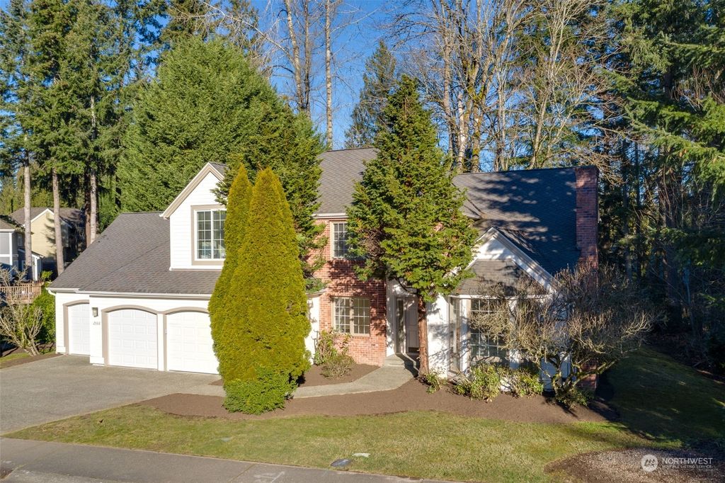 Photo of 23318 SE 31st Street, Sammamish, WA 98075 (MLS # 2319894)