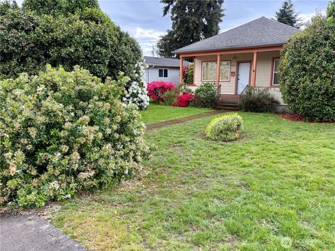 Photo of 605 Morris Avenue S, Renton, WA 98057 (MLS # 2528539)