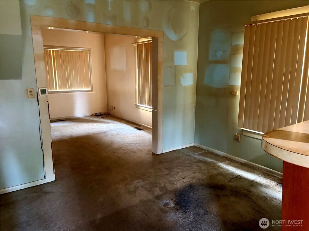 Photo of 605 Morris Avenue S, Renton, WA 98057 (MLS # 2528539)