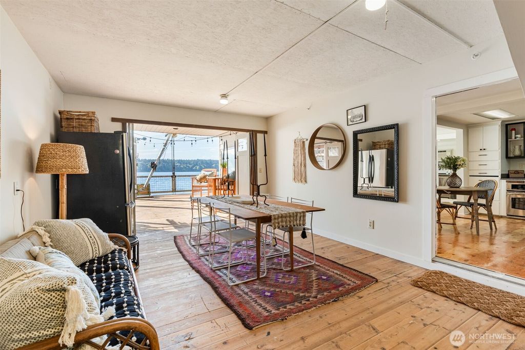 Photo of 4 N Salmon Beach, Tacoma, WA 98407 (MLS # 2443743)