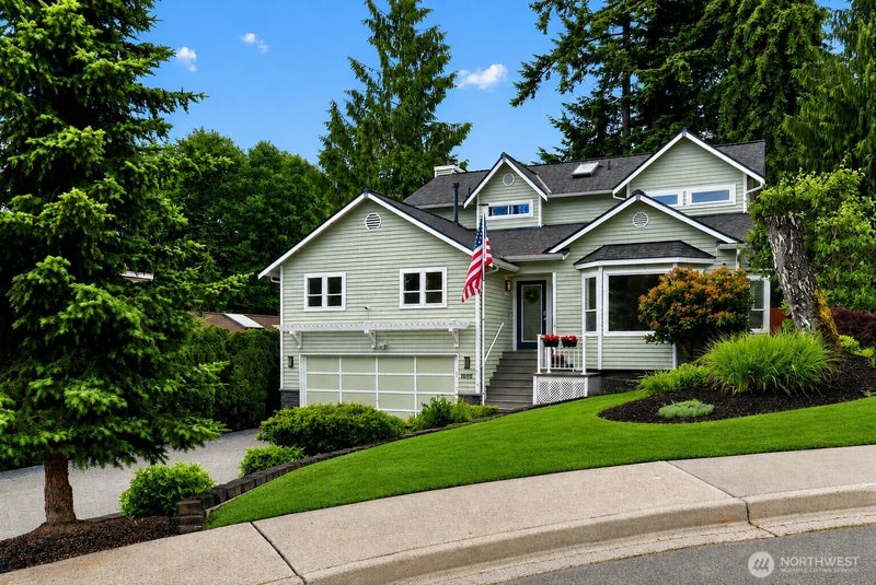 1016 49th Place SW