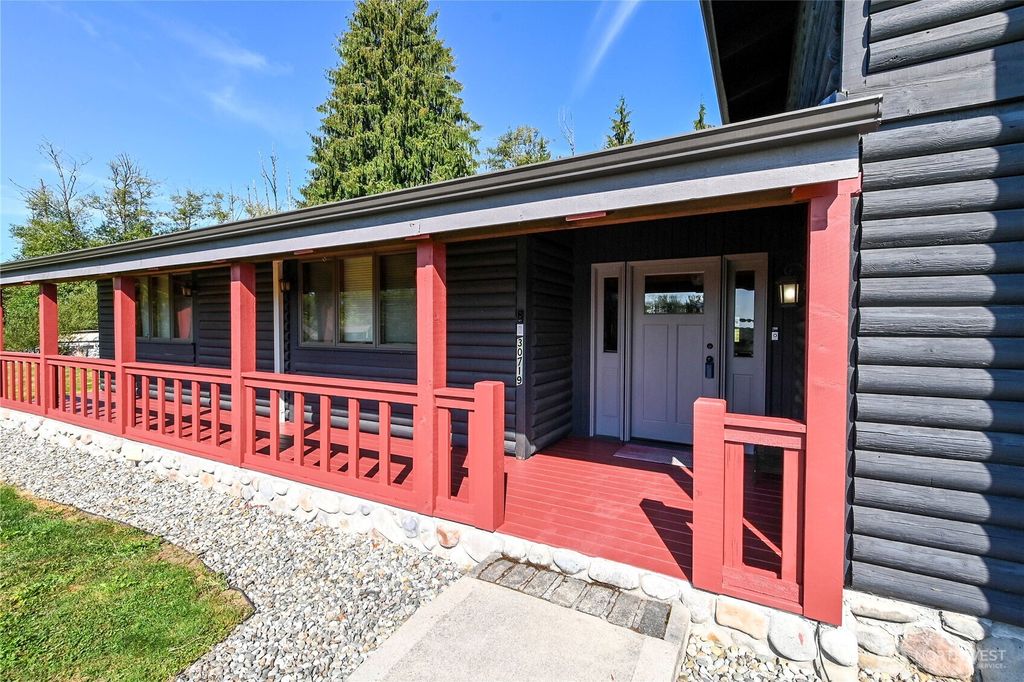 Photo of 30719 15th Avenue NE, Stanwood, WA 98292 (MLS # 2434934)