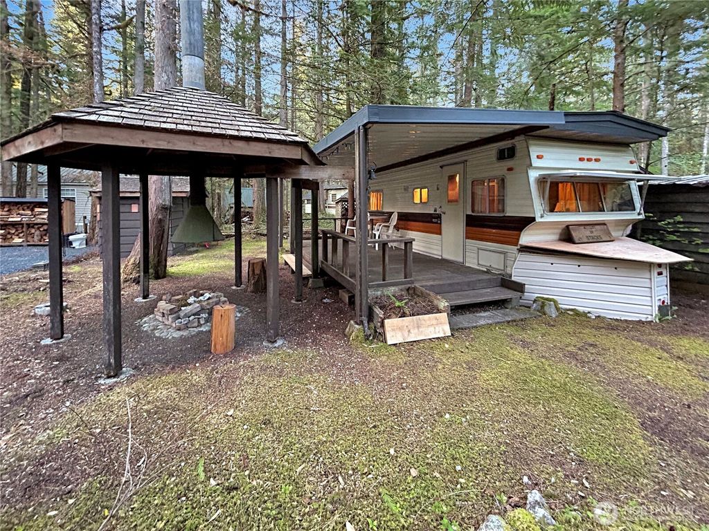 Photo of 67 3 Schinn Canyon Circle, Deming, WA 98244 (MLS # 2477219)