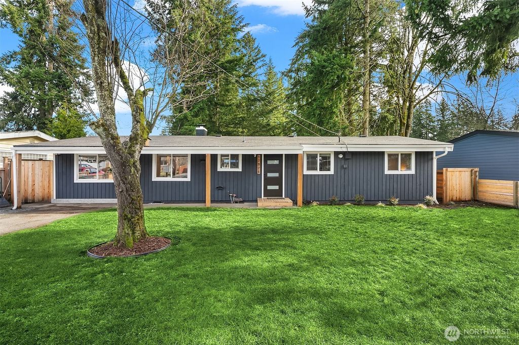 Photo of 17926 91st Place NE, Bothell, WA 98011 (MLS # 2336406)