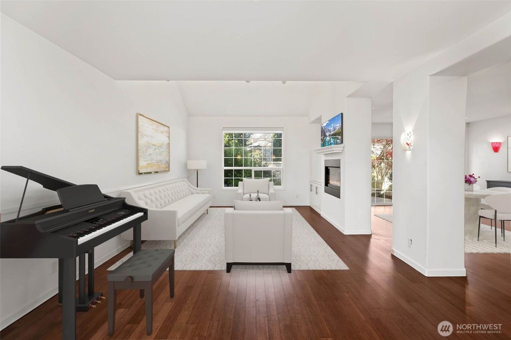 listing image 9363089406992908790