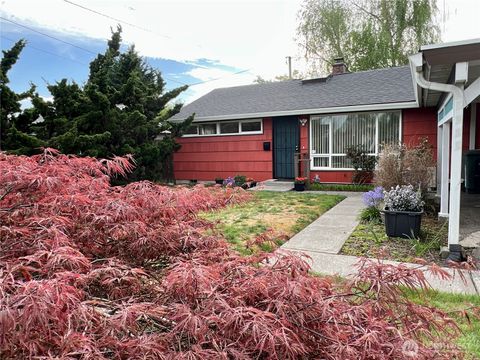 Photo of 7919 45th Avenue S, Seattle, WA 98118 (MLS # 2511437)