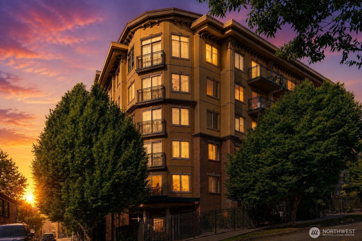 700 E Denny Way 603