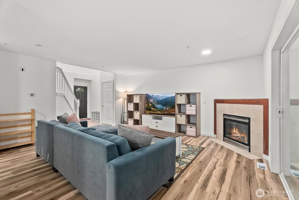 Photo of 14007 49th Avenue W, Edmonds, WA 98026 (MLS # 2496330)