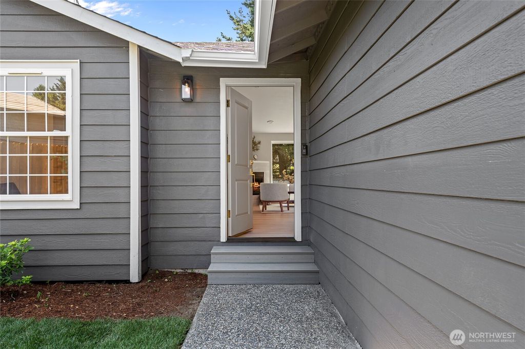 Photo of 6202 72nd St NE St, Marysville, WA 98270 (MLS # 2411079)