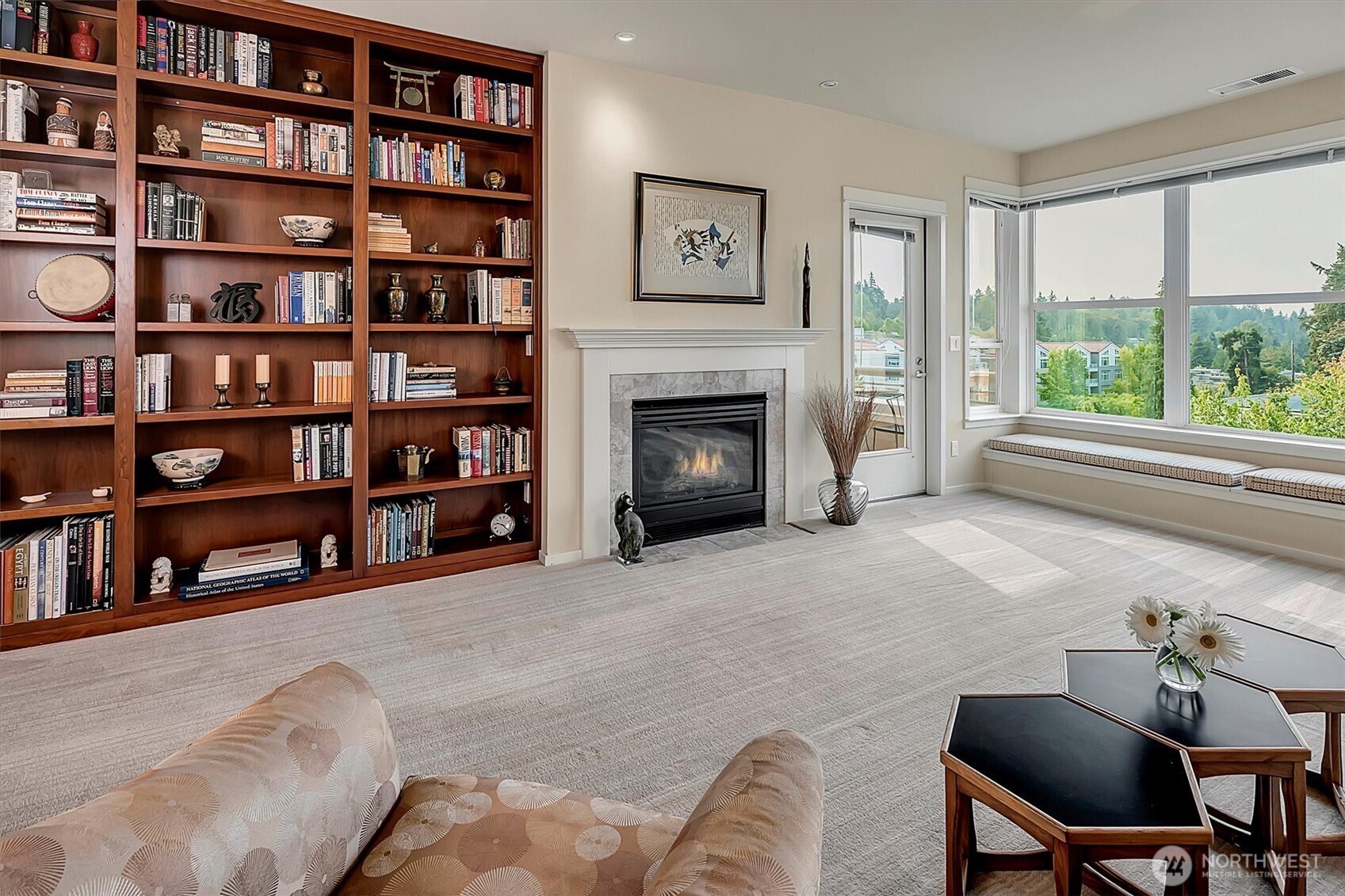 10042 Main Street 404