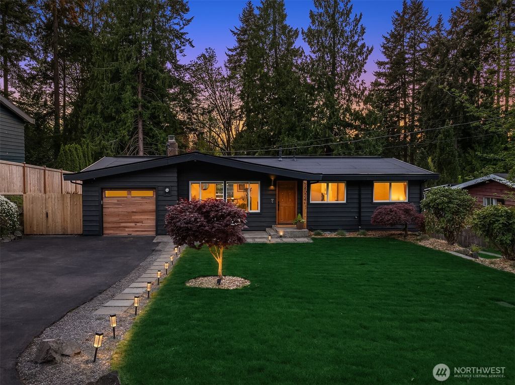 Photo of 24024 95th Place W, Edmonds, WA 98020 (MLS # 2519040)