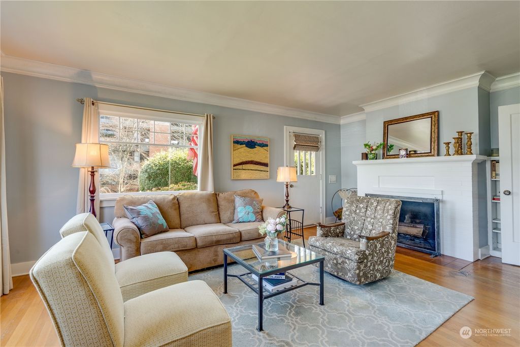 Photo of 1202 Wetmore Avenue, Everett, WA 98201 (MLS # 2057725)