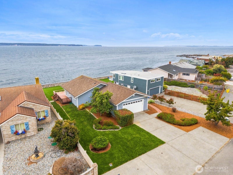 3672 Oceanside Drive