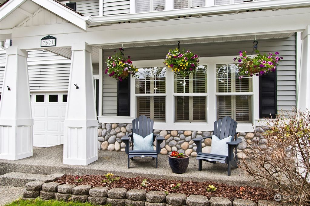 Photo of 7621 Fern Avenue SE, Snoqualmie, WA 98065 (MLS # 2065785)