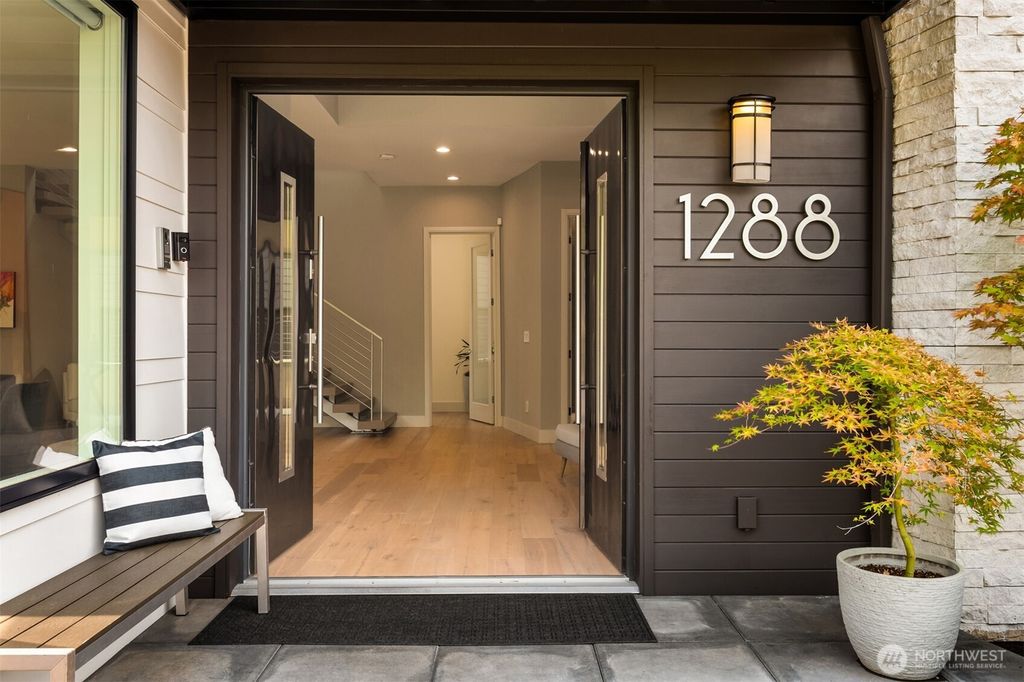 Photo of 1288 106th Place NE, Bellevue, WA 98004 (MLS # 2414572)