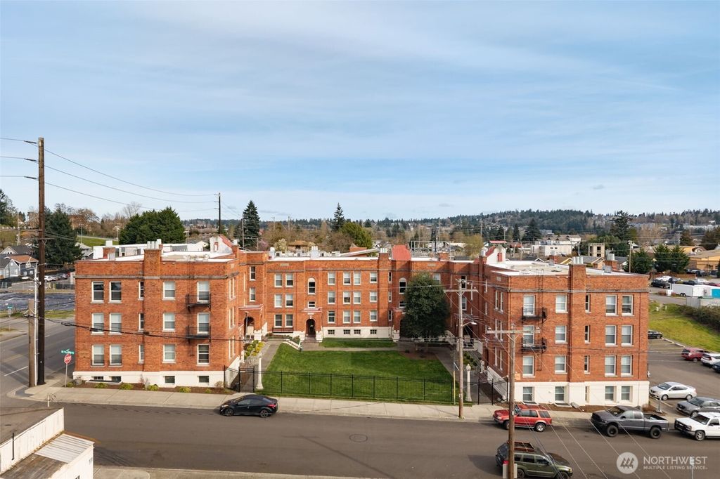 Photo of 834 ML King Way Drive, Bremerton, WA 98337 (MLS # 2511189)