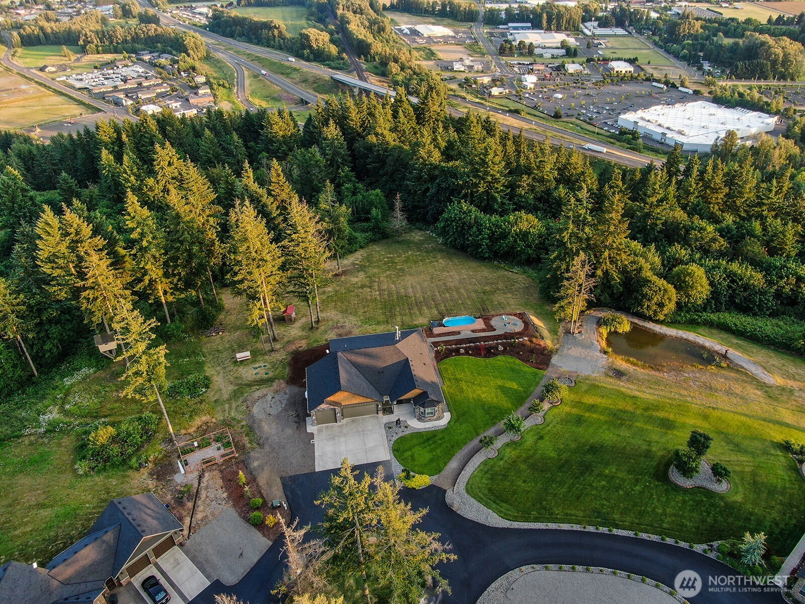 500 Moonridge Road