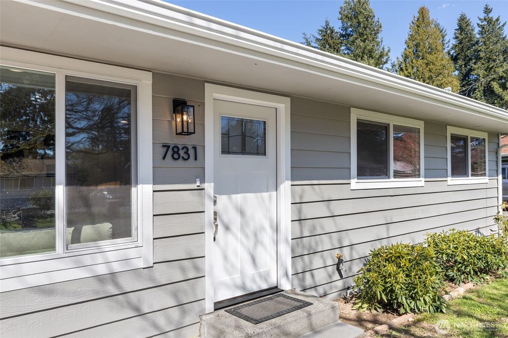 Photo of 7831 202nd Park SW, Edmonds, WA 98026 (MLS # 2498964)