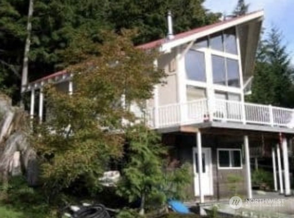 Photo of 50723 SE Lake Hancock Road, Snoqualmie, WA 98065 (MLS # 2283202)