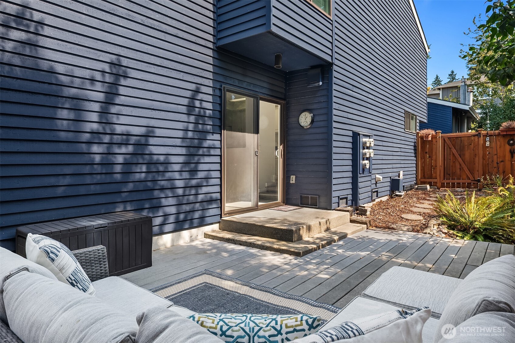 1431 NW Richmond Beach Road 10
