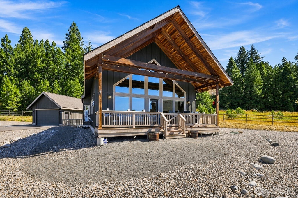 Photo of 170 Maywood Lane, Ronald, WA 98940 (MLS # 2562239)