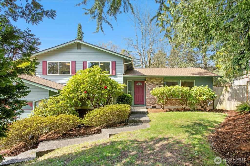 Photo of 21826 1st Avenue W, Bothell, WA 98021 (MLS # 2351459)